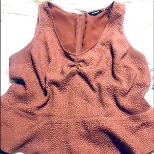 EXPRESS XL peplum top in rose blush pink. Zipper back